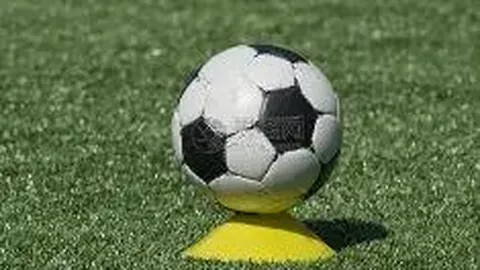 《独家揭秘：吉拉西夏窗引顶级豪门争抢，合同藏神秘解约金条款！》